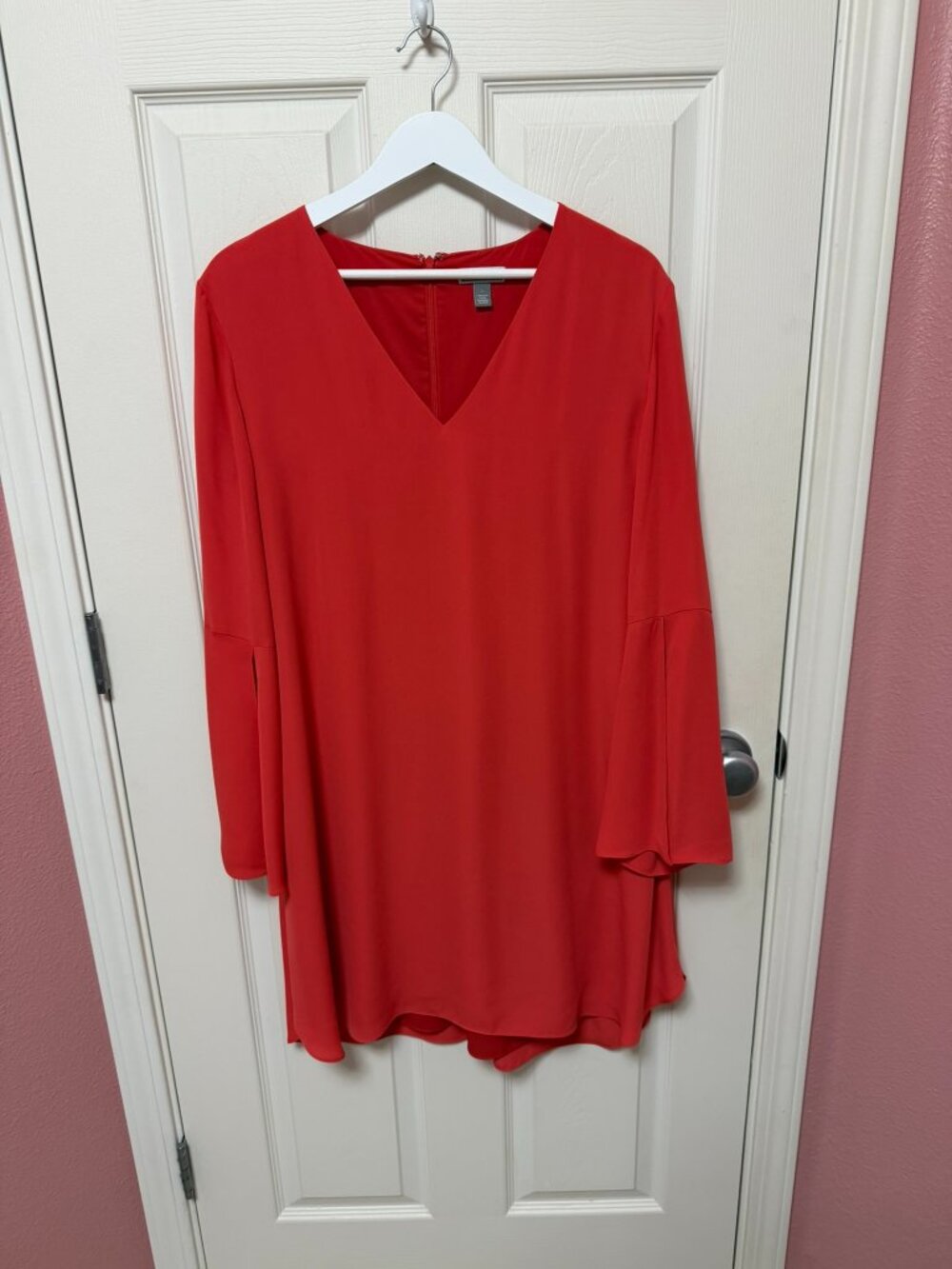 Chelsea 28 Coral Pink V-Neck Bell Sleeve Shift Dress - Size L